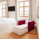 Post Hotel